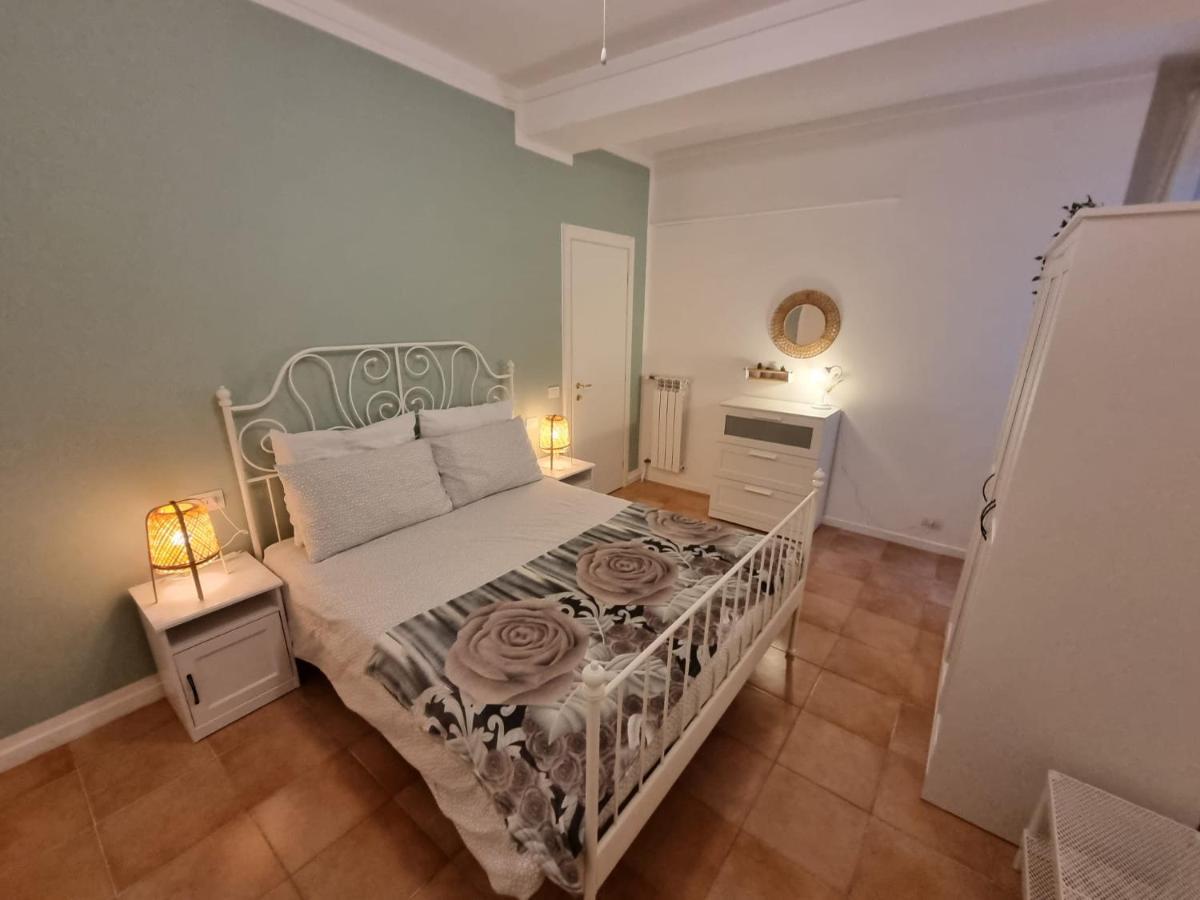 La Casa Di Ari Apartment *